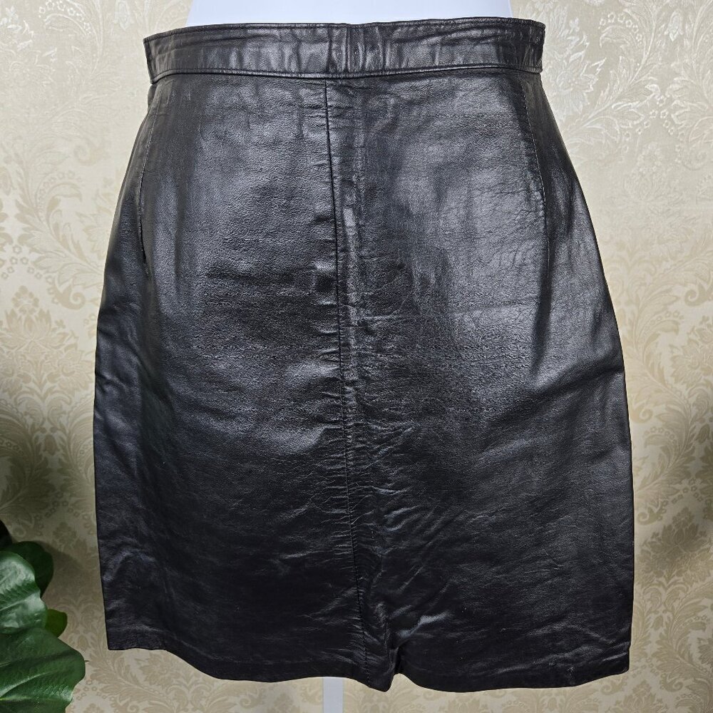 GIII Size 3/4 Black Leather Mini Skirt Back Zip Snap Lined Y2K Vintage